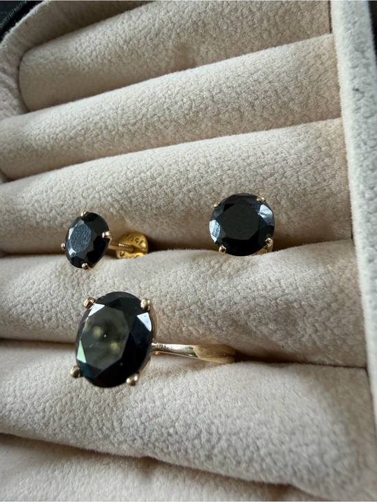 Jewelry - 18k solid Gold Setting Black Stone Ring and Stud Earring Set